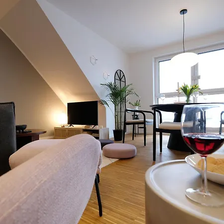 Lägenhet Neues Modernes Dachgeschossloft Naehe Zentrum Uni Messe *