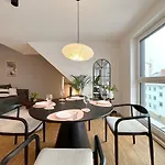 Neues Modernes Dachgeschossloft Naehe Zentrum Uni Messe Apartament Hanower