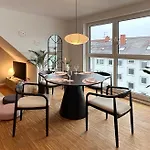 Neues Modernes Dachgeschossloft Naehe Zentrum Uni Messe Hanower