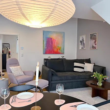 Neues Modernes Dachgeschossloft Naehe Zentrum Uni Messe