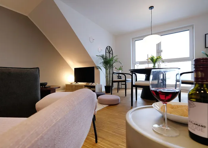 Appartamento Neues Modernes Dachgeschossloft Naehe Zentrum Uni Messe *