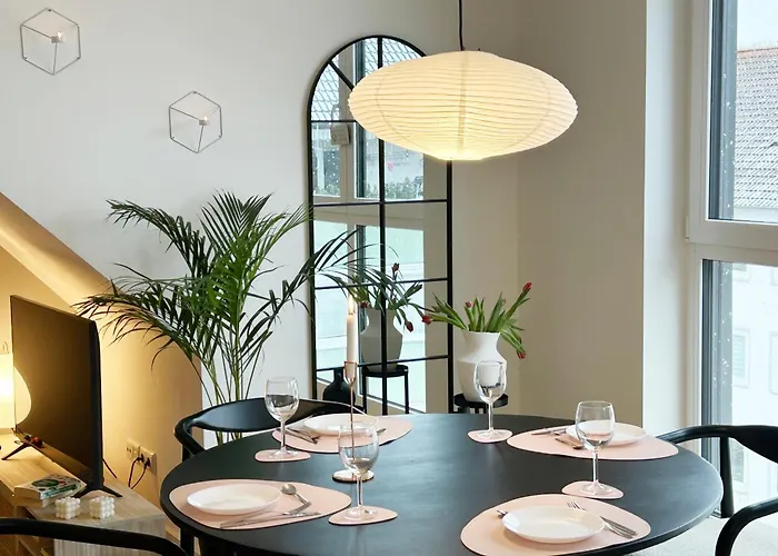 Neues Modernes Dachgeschossloft Naehe Zentrum Uni Messe