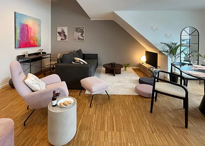 Neues Modernes Dachgeschossloft Naehe Zentrum Uni Messe Apartment Hannover