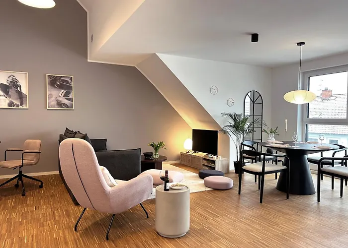 Neues Modernes Dachgeschossloft Naehe Zentrum Uni Messe *