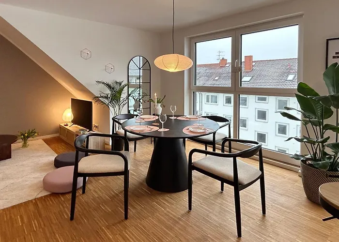 Neues Modernes Dachgeschossloft Naehe Zentrum Uni Messe Hannover
